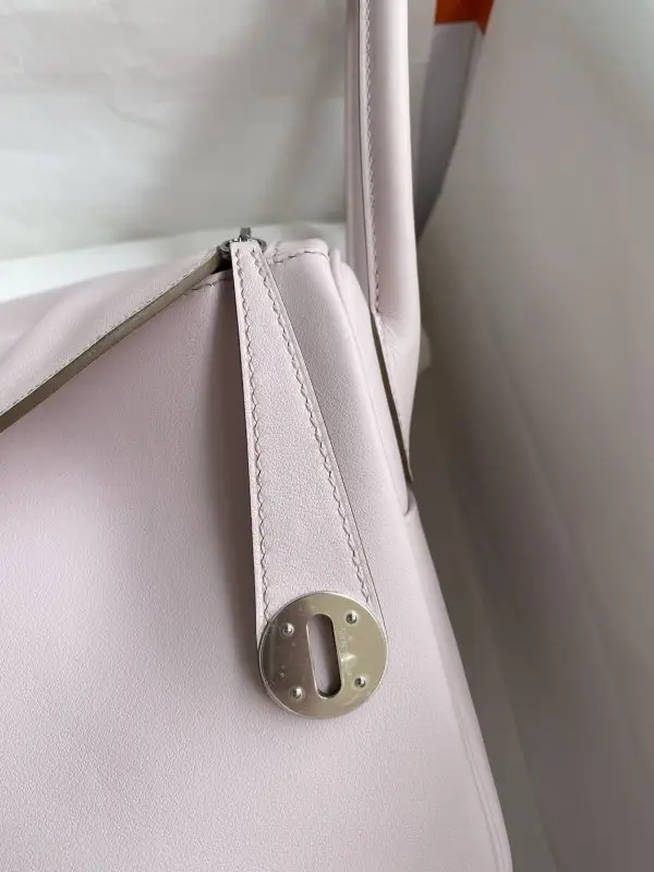Hermes A bag Lindy 26 cm of skin Swift — Photo 3