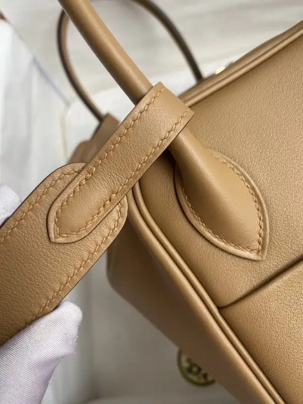 Hermes A bag Lindy 26 cm of skin Swift — Photo 4