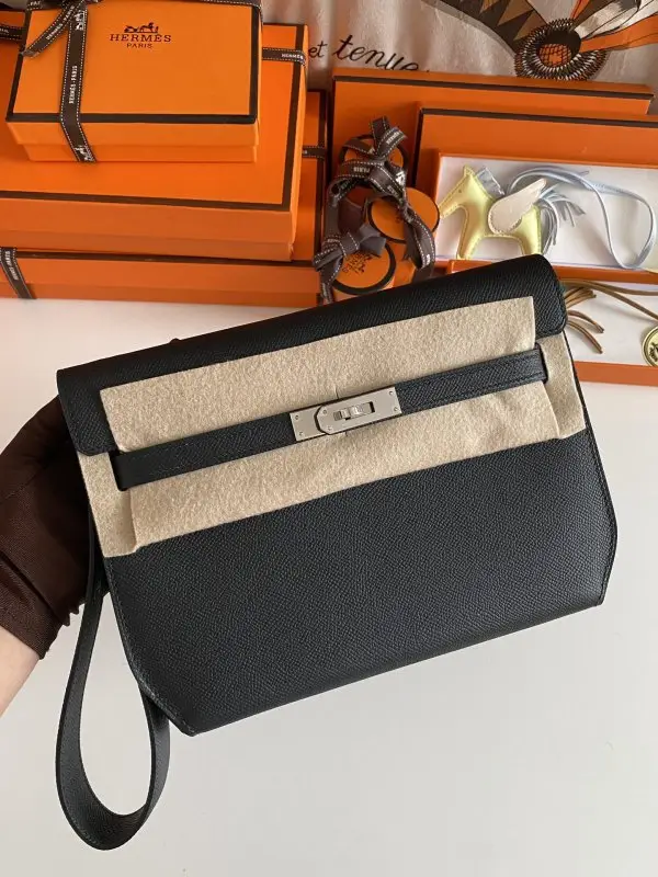 Hermes — Сумка чоловіча Kelly Depeches 25 см в шкірі Epsom