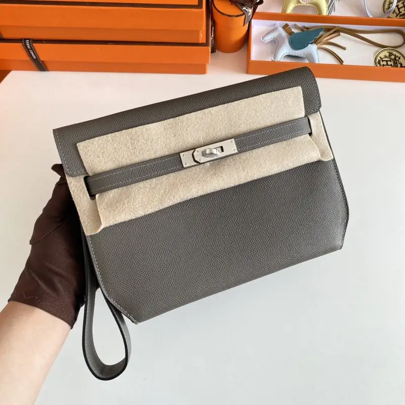 Hermes — Сумка чоловіча Kelly Depeches 25 см в шкірі Epsom