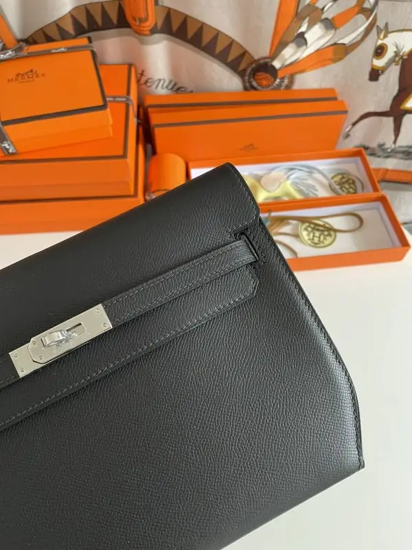 Hermes Сумка мужская Kelly Depeches 25 см в коже Epsom — Фото 3