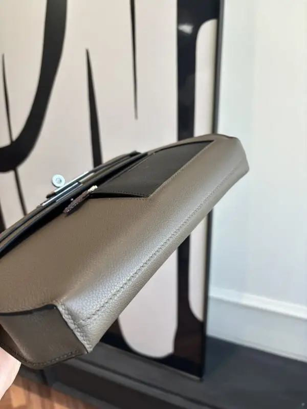 Hermes A bag men's Kelly Depeches 25 cm at skin Evercolor — Photo 4