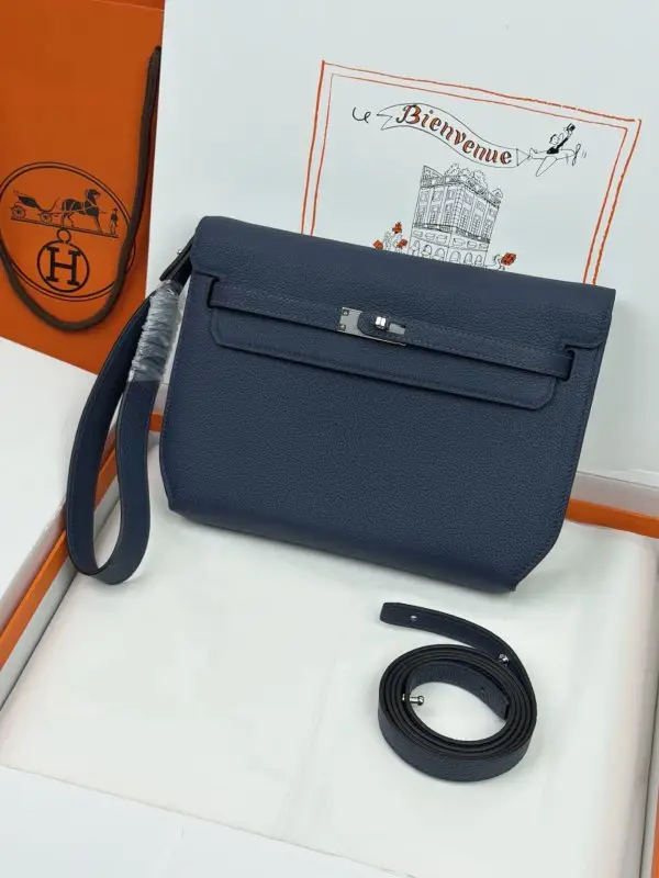 Hermes — Сумка чоловіча Kelly Depeches 25 см в шкірі Togo