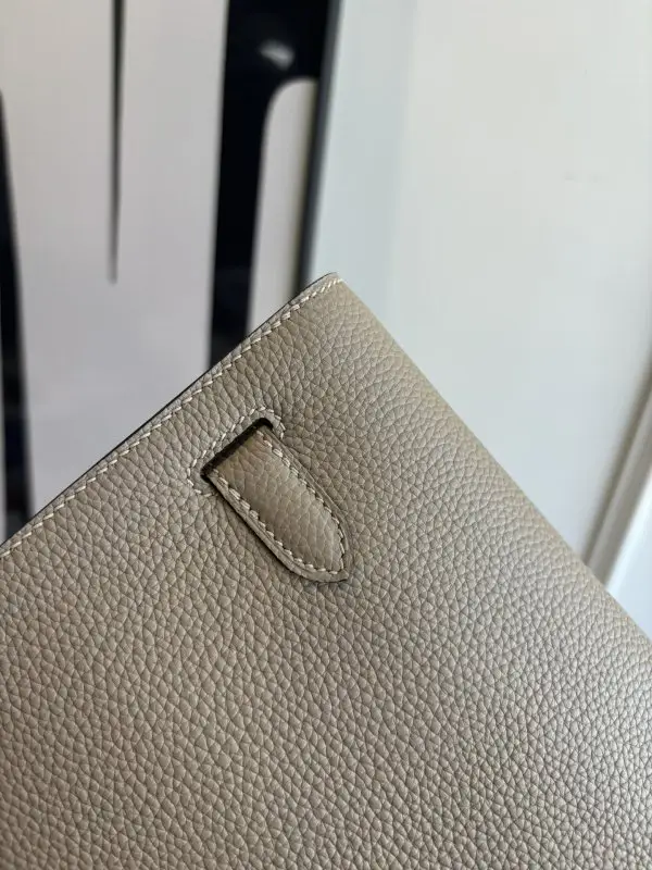 Hermes A bag men's Kelly Depeches 25 cm at skin Togo — Photo 5