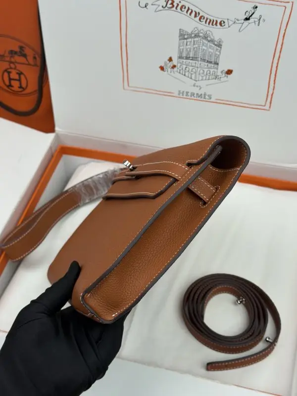 Hermes Сумка чоловіча Kelly Depeches 25 см в шкірі Togo — Фото 5