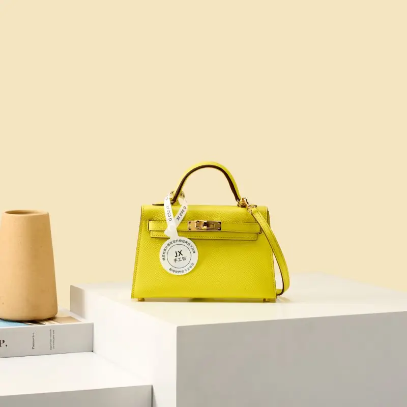 A bag Mini Kelly 19 of skin Epsom