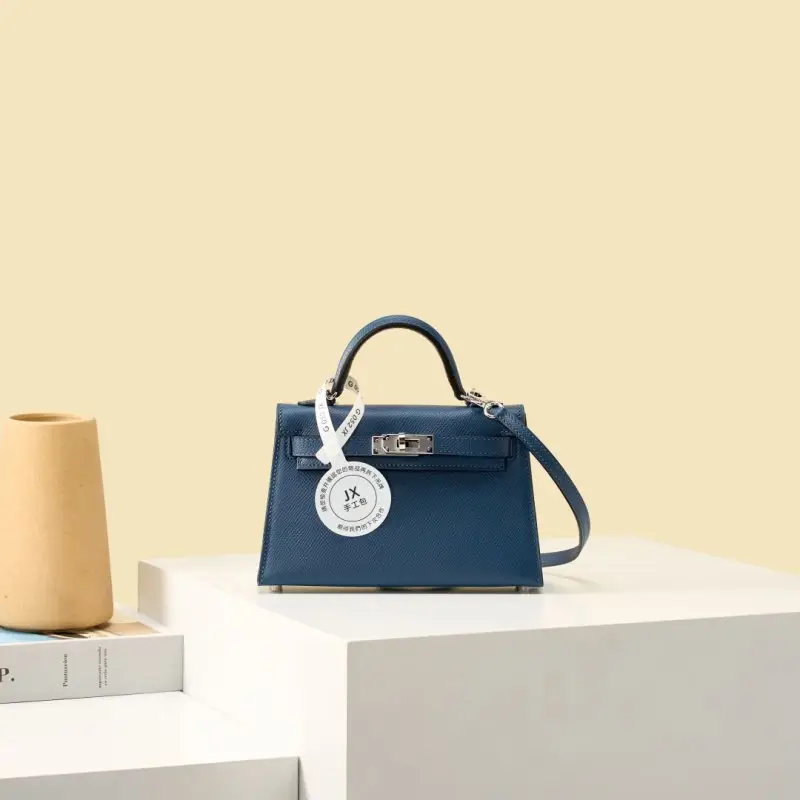 A bag Mini Kelly 19 of skin Epsom