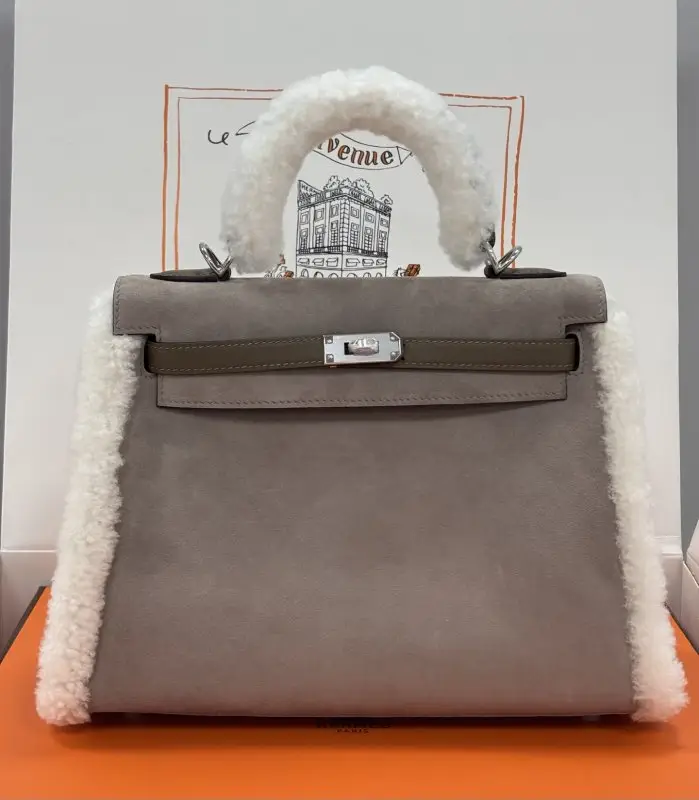Hermes — A bag Teddy Kelly 25 cm at suede