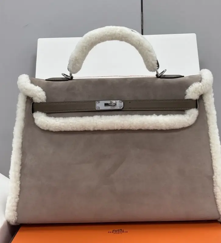 Hermes — A bag Teddy Kelly 35 cm at suede