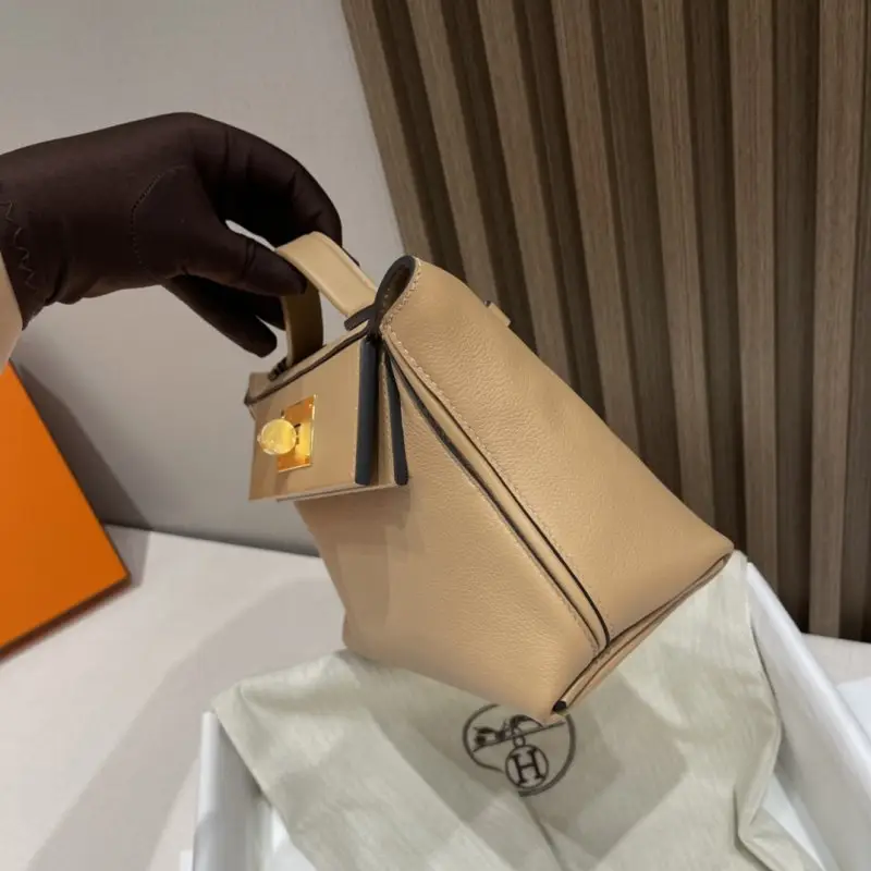 Hermes A bag women's 24/24 - 21 cm at skin Evercolor and Swift — Photo 4