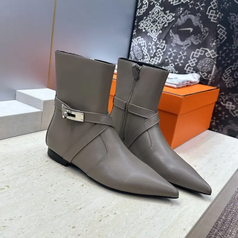 Hermes — Ботильйони з пряжкою Kelly
