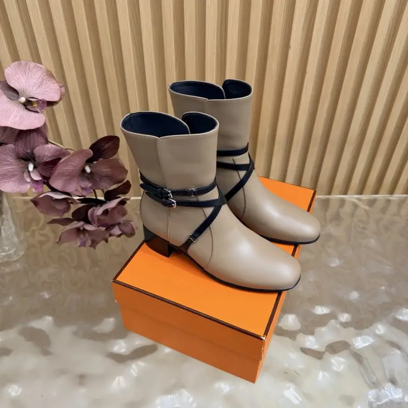 Hermes Ботильйони на масивному підборах — Фото 2