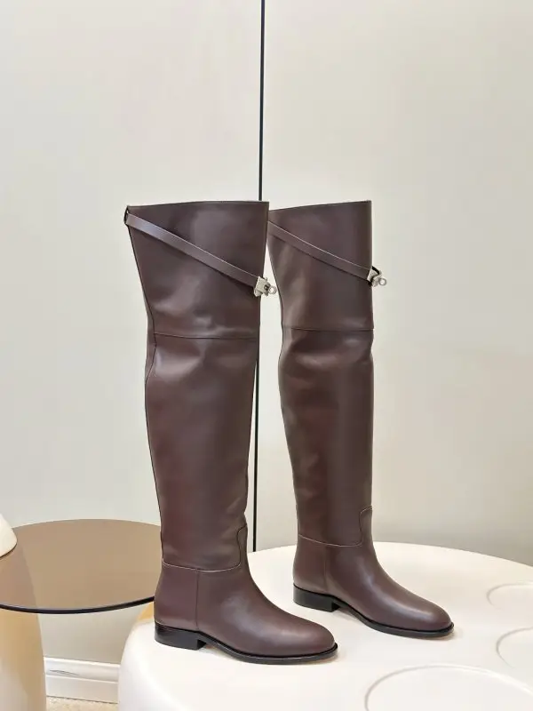 Hermes — Boots women's higher knee Kelly Jumping Lock Buckle leather high