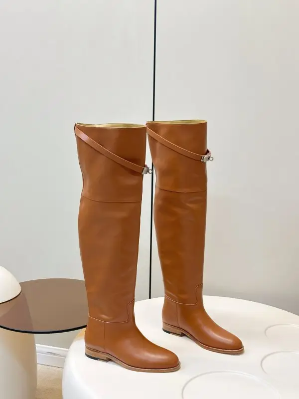 Hermes — Boots women's higher knee Kelly Jumping Lock Buckle leather high
