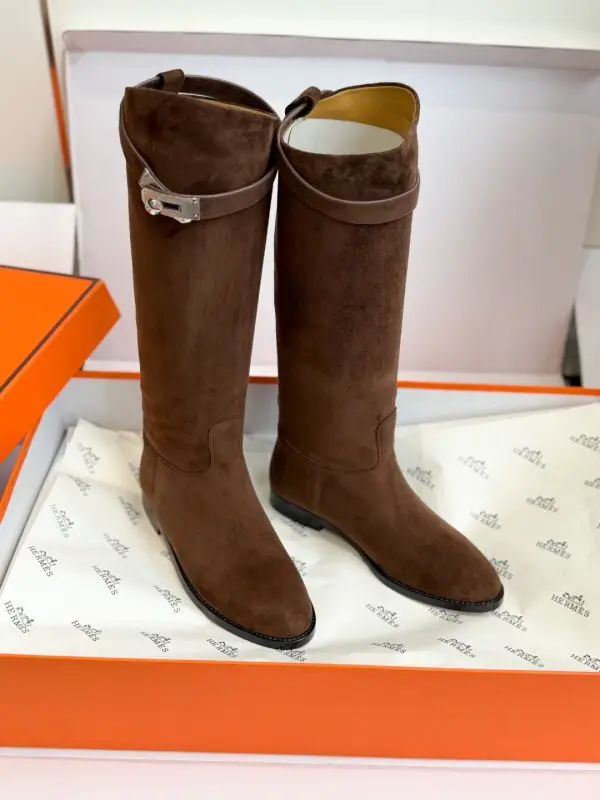 Hermes — Classic high boots from buckle Kelly