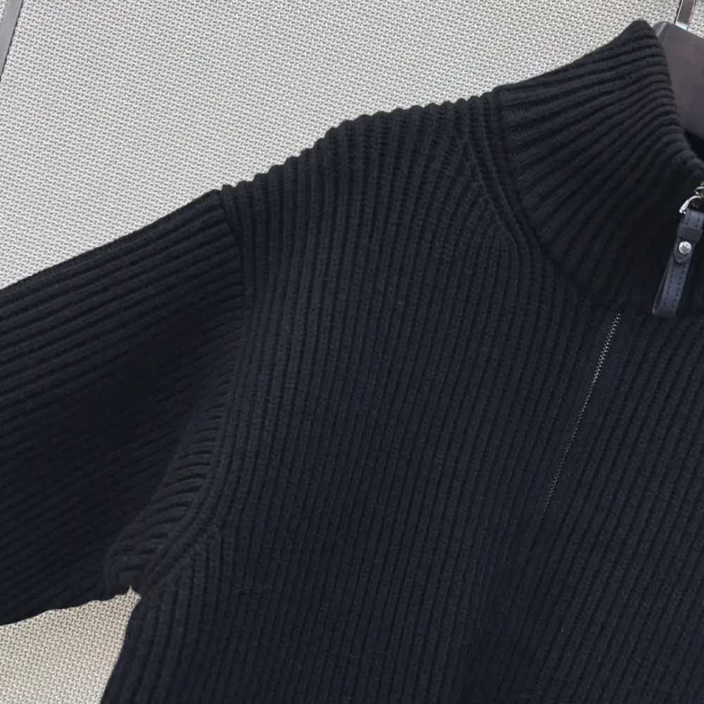 Hermes Classical woolen cardigan — Photo 4