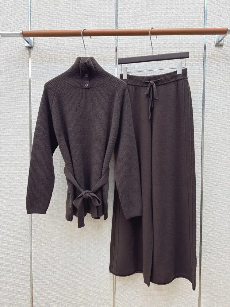 Hermes — Costume female