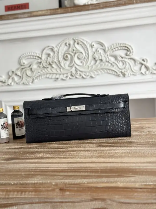 Hermes — Вечірня сумочка Kelly 31 в шкірі крокодила