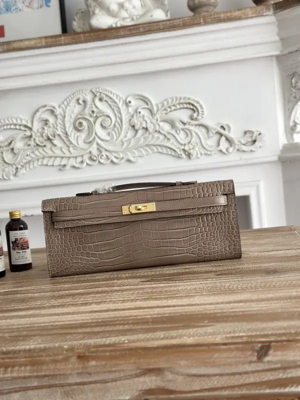 Hermes — Вечірня сумочка Kelly 31 в шкірі крокодила