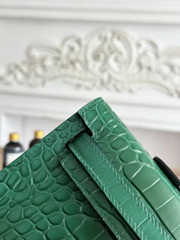 Hermes Вечерняя сумочка Kelly 31 в коже крокодила — Фото 4