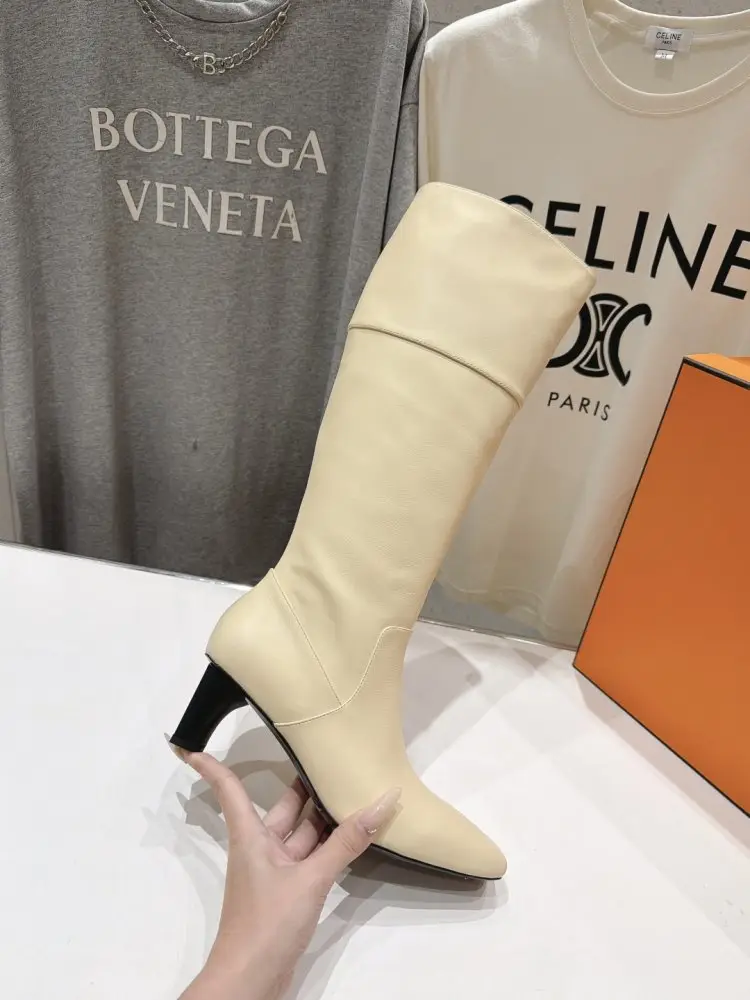 Hermes High boots on heel higher knee — Photo 5