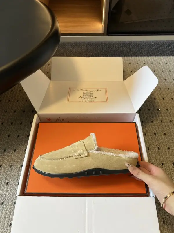 Hermes Лоферы Early Autumn on fur — Photo 5
