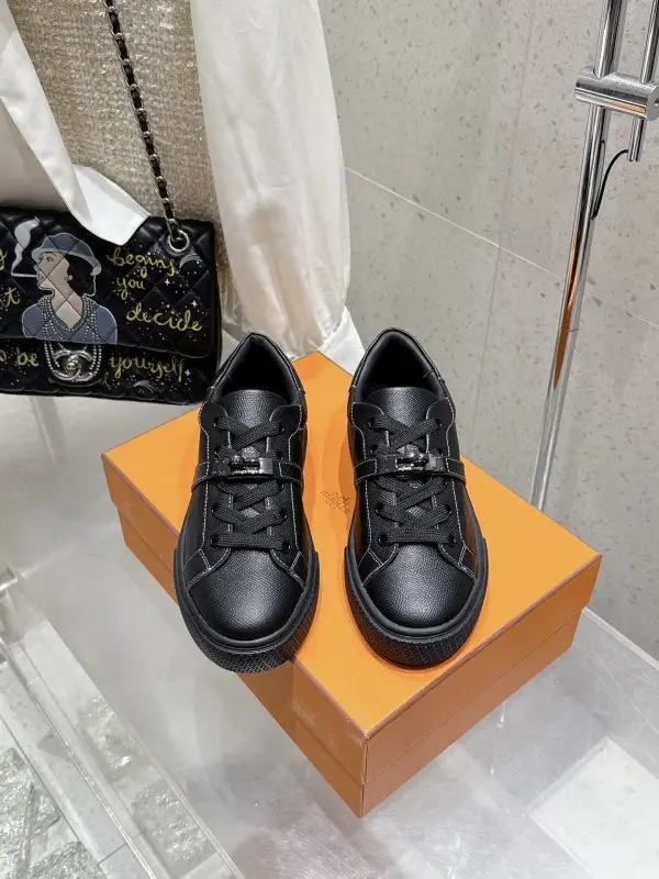 Hermes — Лоферы з пряжкою Kelly