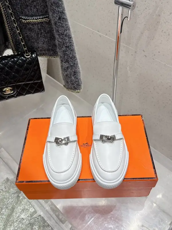 Hermes Лоферы з пряжкою Kelly — Фото 1