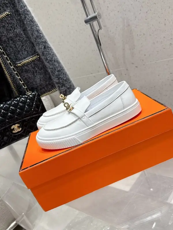 Hermes Лоферы з пряжкою Kelly — Фото 4