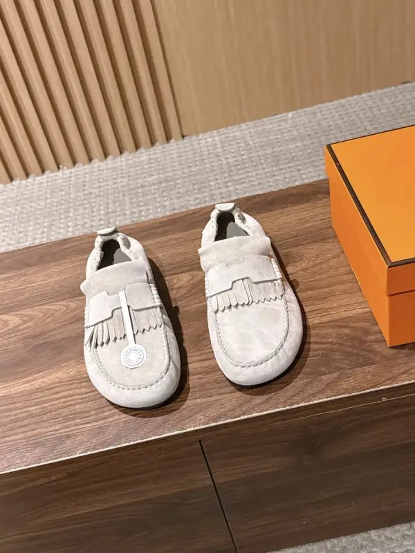 Hermes — Лоферы Lazy Moccasin замшеві жіночі
