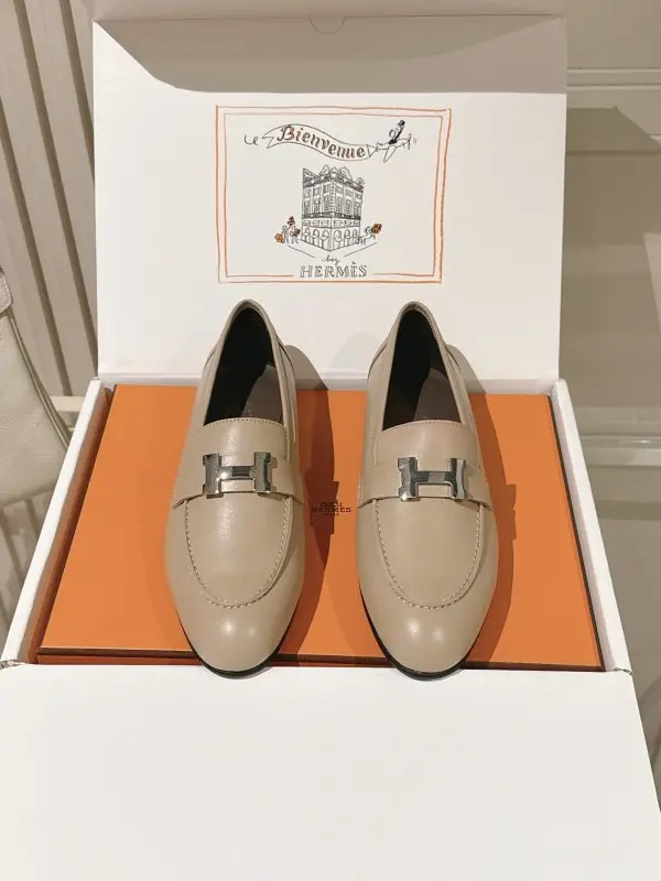 Hermes Лоферы женские — Фото 1