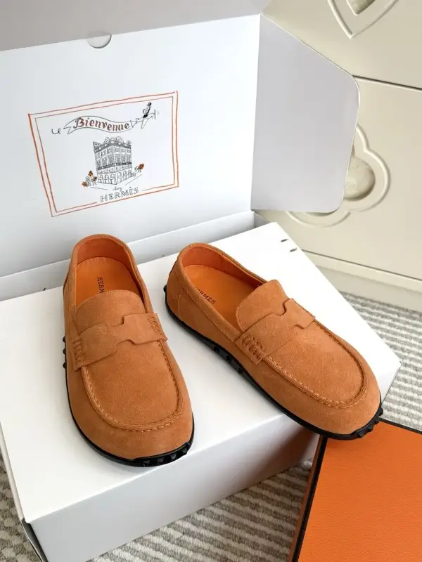Hermes — Лоферы женские