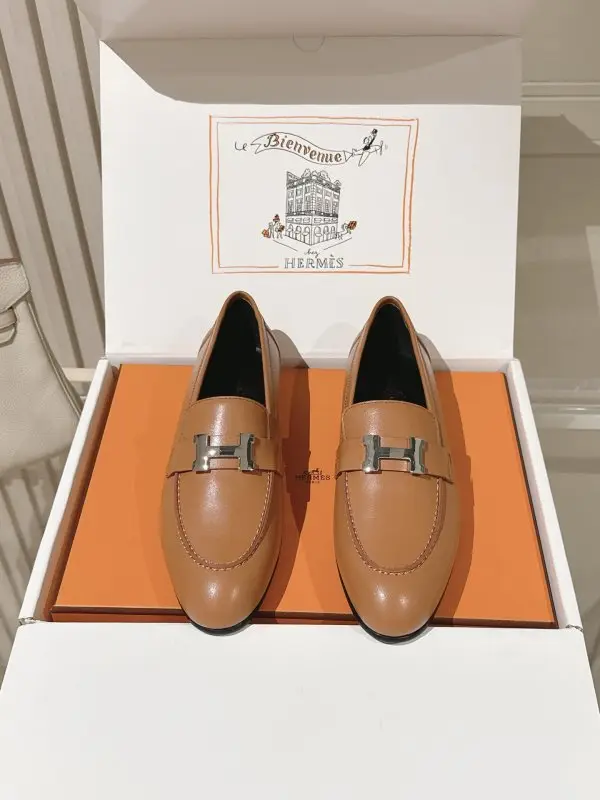 Hermes — Лоферы женские