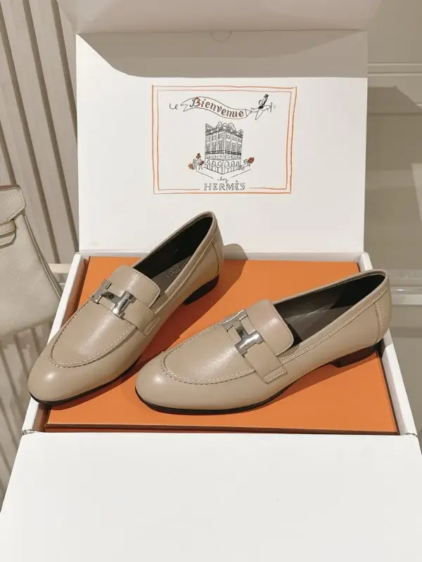Hermes Лоферы женские — Фото 2