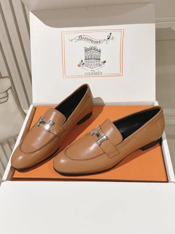 Hermes Лоферы жіночі — Фото 2
