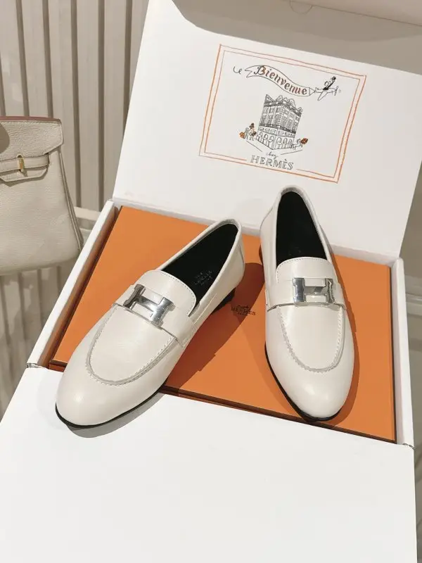 Hermes Лоферы жіночі — Фото 3
