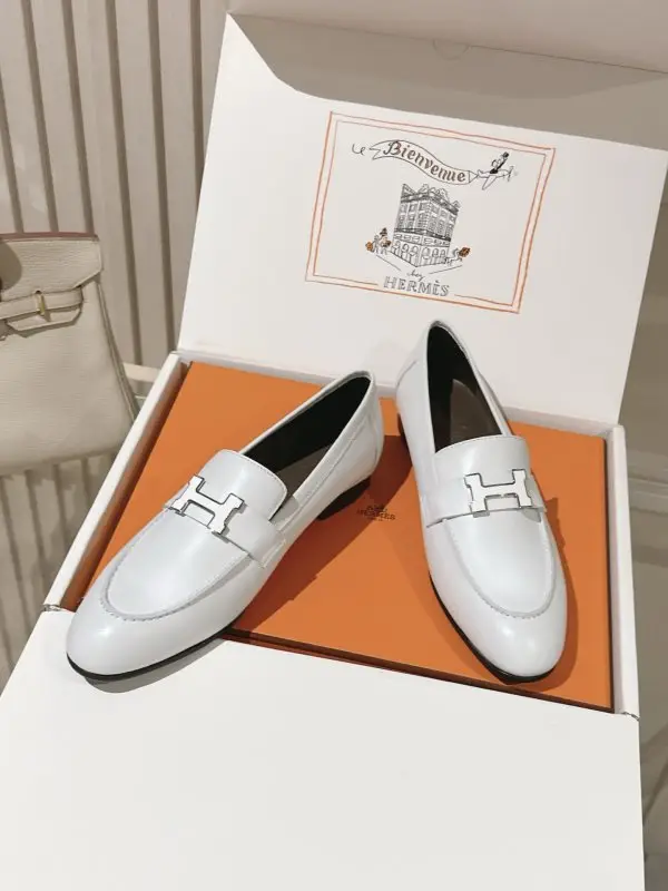 Hermes Лоферы женские — Фото 3
