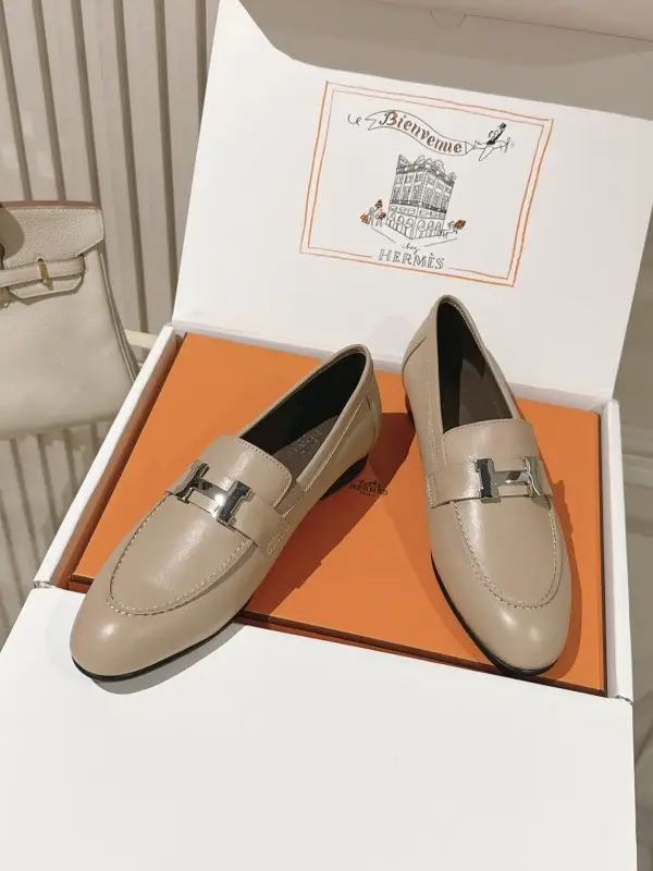 Hermes Лоферы женские — Фото 3