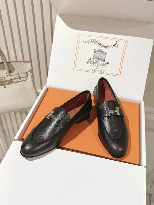 Hermes Лоферы жіночі — Фото 3