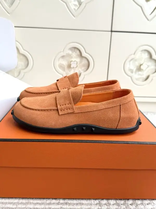 Hermes Лоферы женские — Фото 3