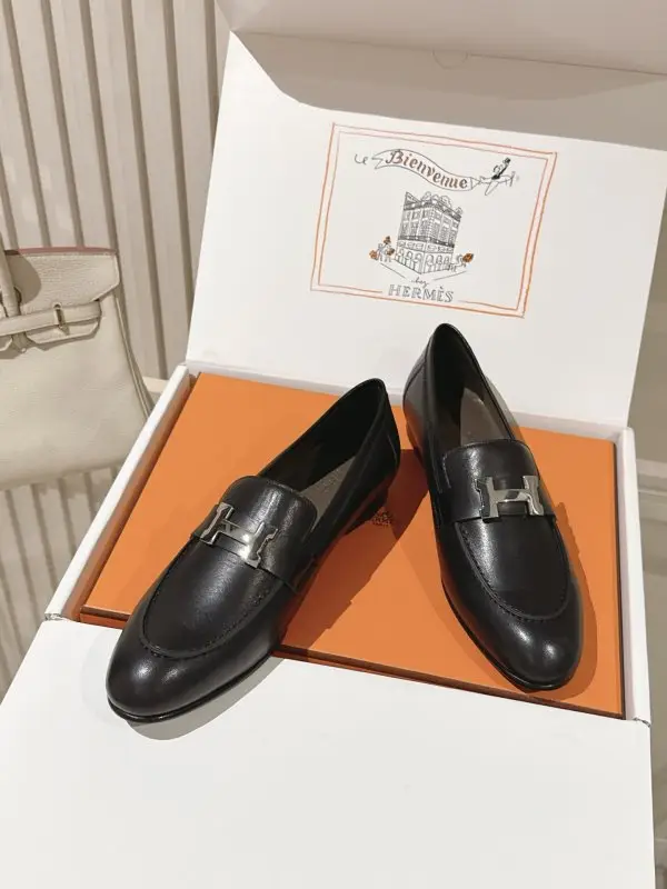 Hermes Лоферы жіночі — Фото 3
