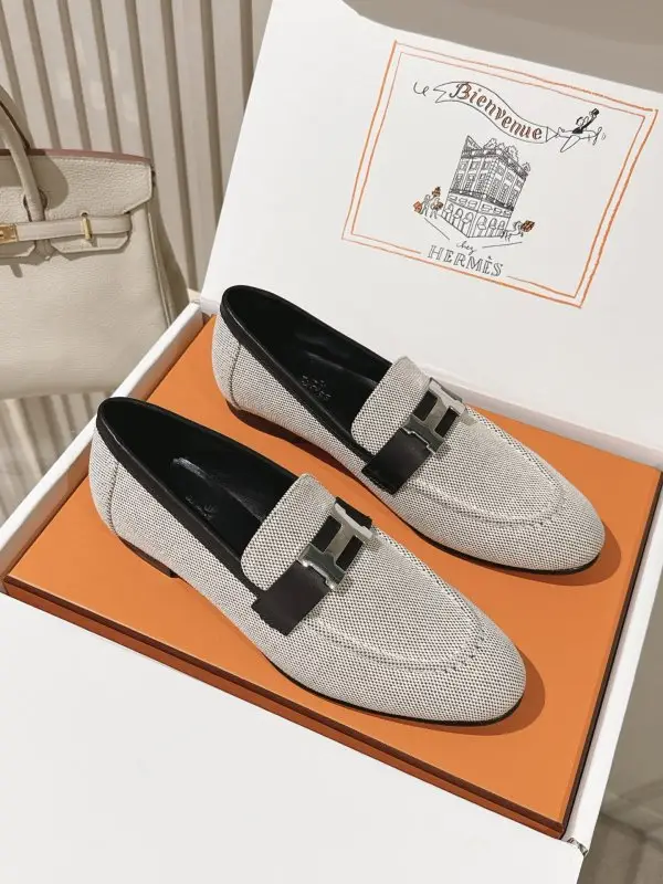 Hermes Лоферы жіночі — Фото 4