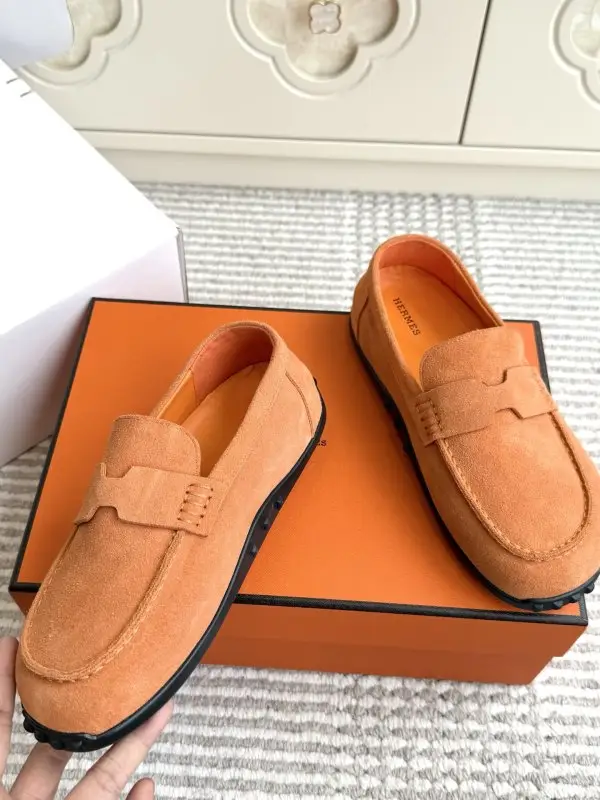 Hermes Лоферы женские — Фото 4