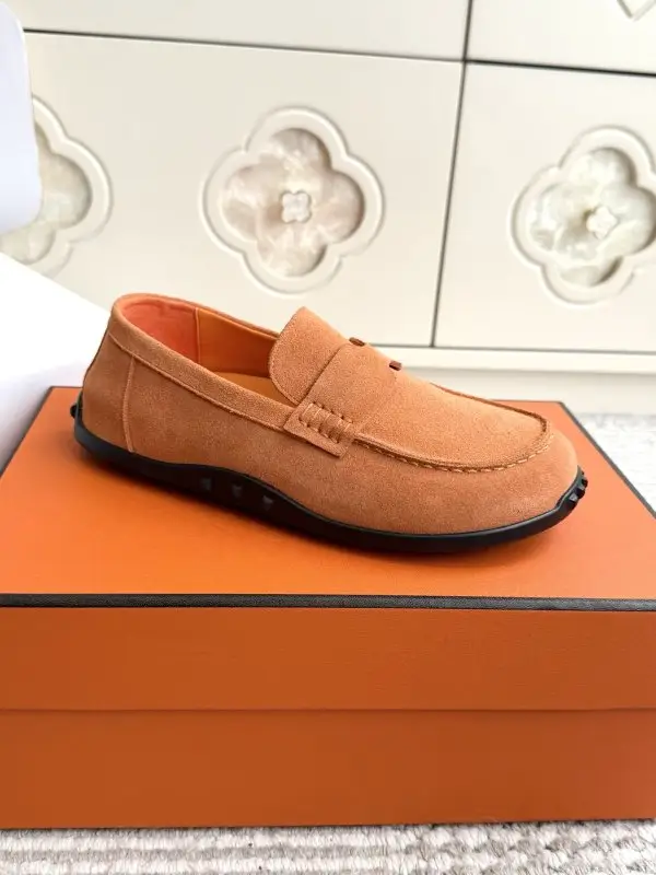 Hermes Лоферы женские — Фото 5