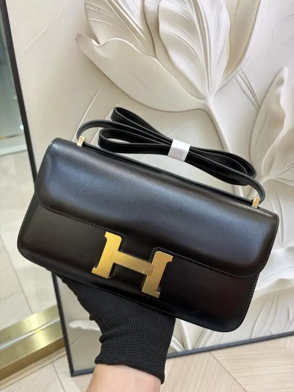 Hermes Luxury a bag Hermès Constance Elan 24 cm at skin Epsom — Photo 1