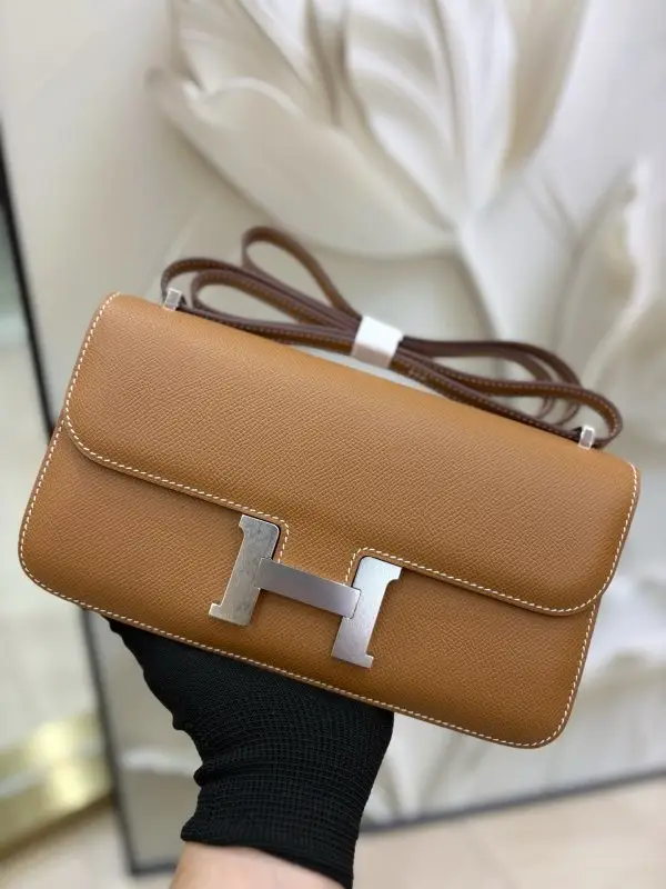 Hermes Luxury a bag Hermès Constance Elan 24 cm at skin Epsom — Photo 1