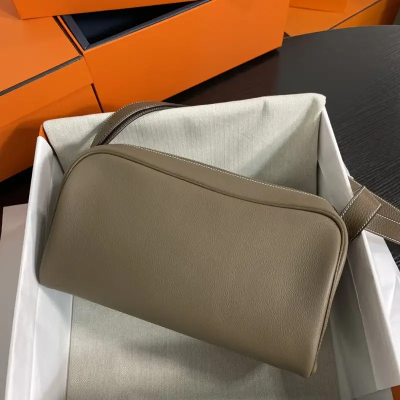 Hermes Men's a bag Boston Nouveau On Boby 29 cm of skin Evercolor and Clemence — Photo 3