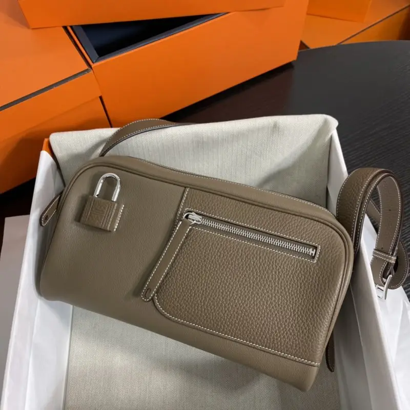 Hermes Men's a bag Boston Nouveau On Boby 29 cm of skin Evercolor and Clemence — Photo 4