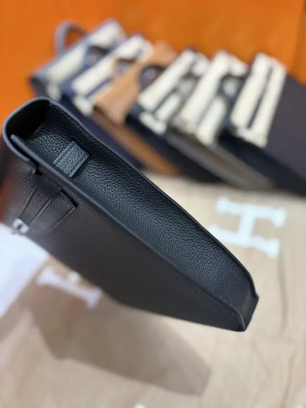 Hermes Портфель Kelly мужской 36 см в коже Togo — Фото 4