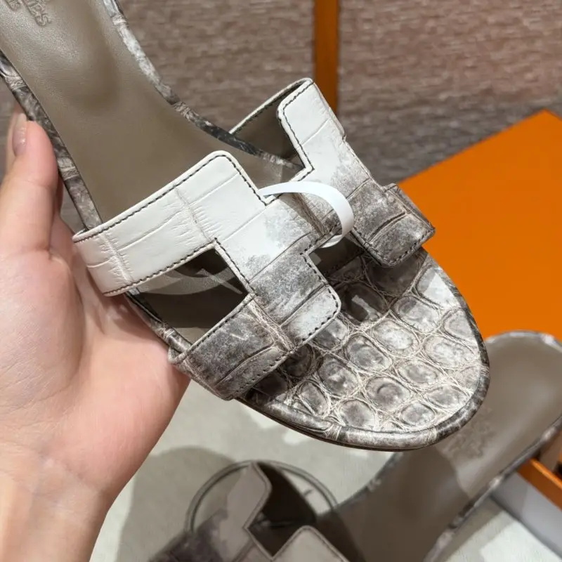 Hermes Босоніжки Oasis в шкірі крокодила — Фото 3